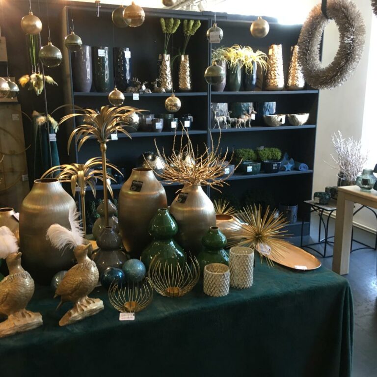 Vosteen • Floristenbedarf • Salle d'échantillons 55 gruene-deko_musterraum-xmas-2019