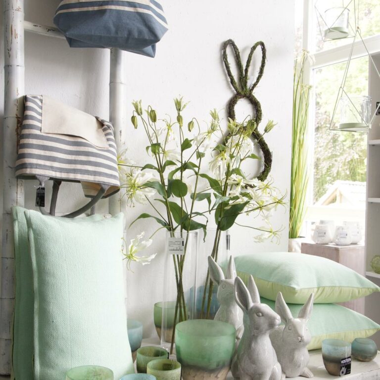 Vosteen • Floristenbedarf • Salle d'échantillons 68 leichte-osterdeko_musterraum-spring-2018