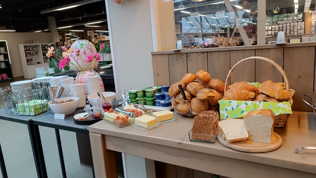 Petit déjeuner buffet